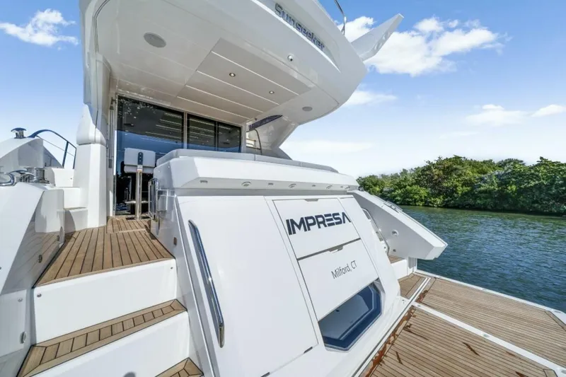  Yacht Photos Pics 2018 Sunseeker 52 Manhattan - Image 16