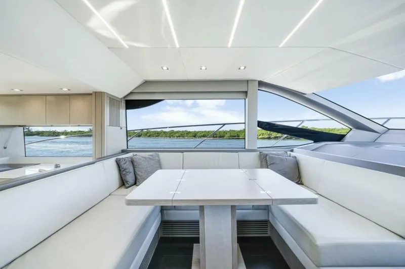  Yacht Photos Pics 2018 Sunseeker 52 Manhattan - Image 29