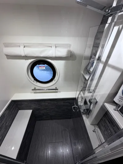 Jeanne Rose Yacht Photos Pics 