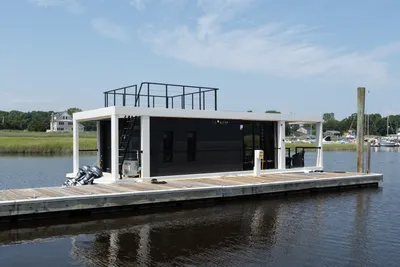 Waterlodge Modern 11