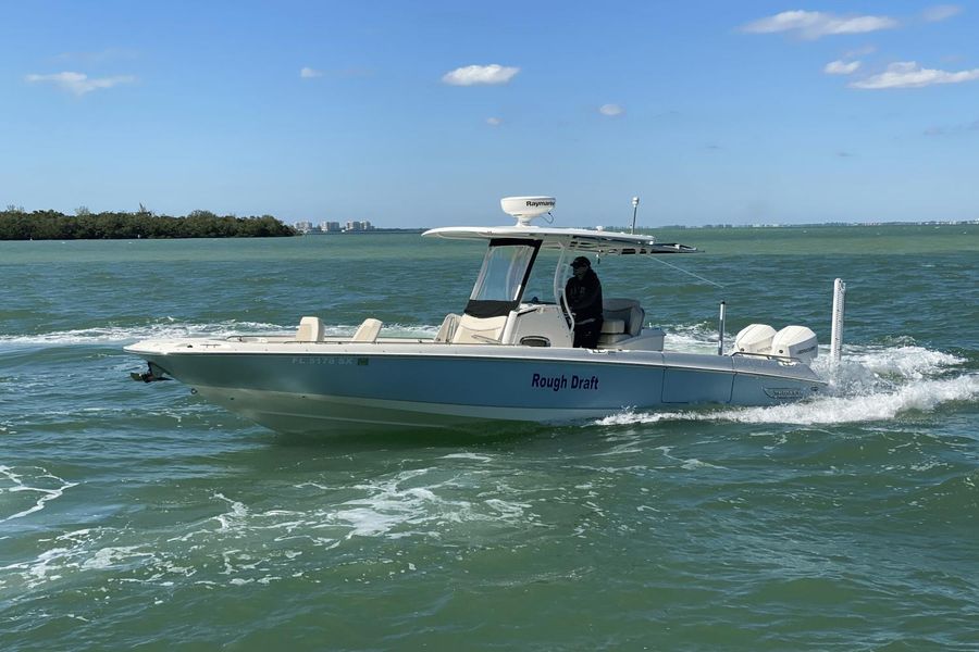 2021 Boston Whaler 270 Dauntless