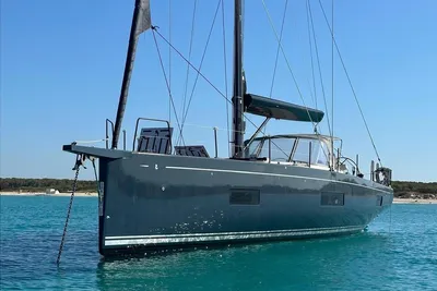 2022 Beneteau First 53
