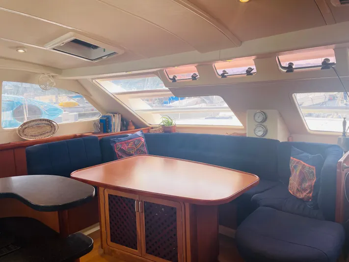  Yacht Photos Pics Dining Salon