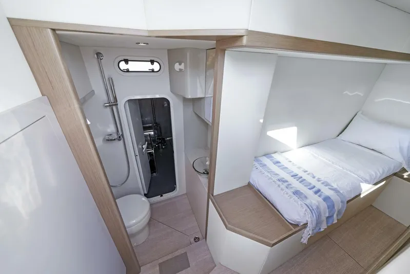  Yacht Photos Pics 2019 Absolute 58 Fly - Image 59