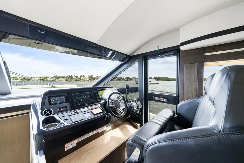  Yacht Photos Pics 2019 Absolute 58 Fly - Image 26