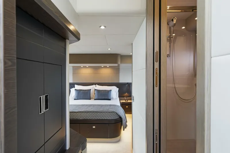  Yacht Photos Pics 2019 Absolute 58 Fly - Image 33