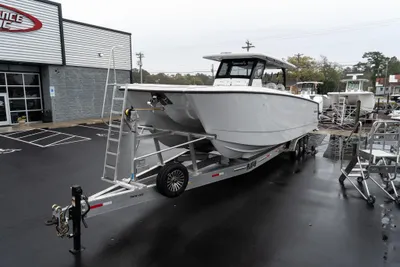 Twin Vee 400 GFX CC