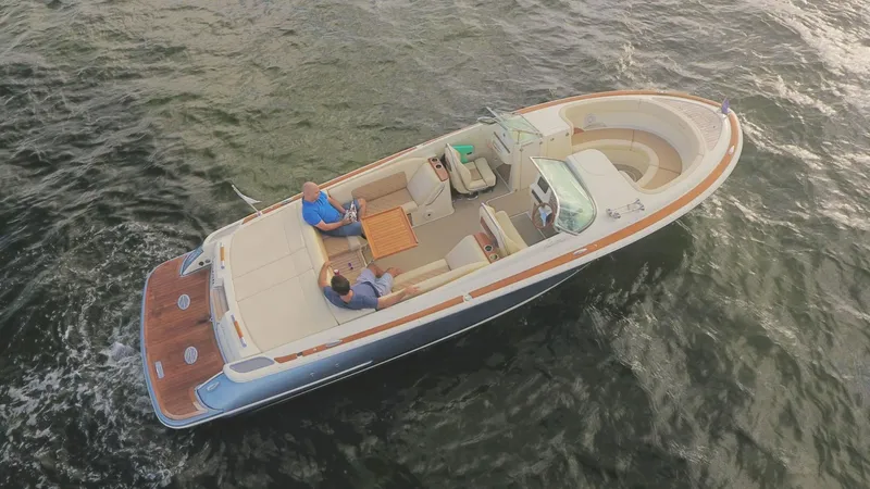  Yacht Photos Pics 2020 Chris-craft Launch 30 - Image 4