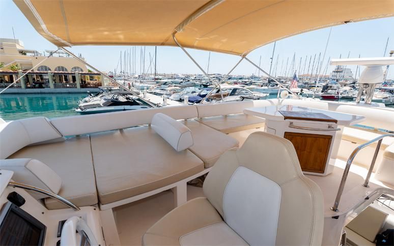 2011 Azimut 48 