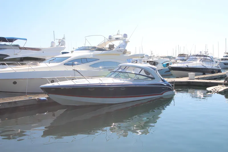  Yacht Photos Pics 2012 Formula 400 Super Sport yacht docked at marina.