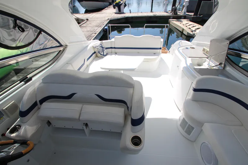  Yacht Photos Pics 2012 Formula 400 Super Sport boat interior with white and blue seating.