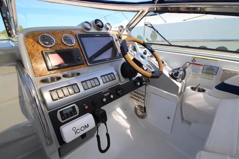  Yacht Photos Pics 2012 Formula 400 Super Sport boat cockpit with advanced navigation and control systems.