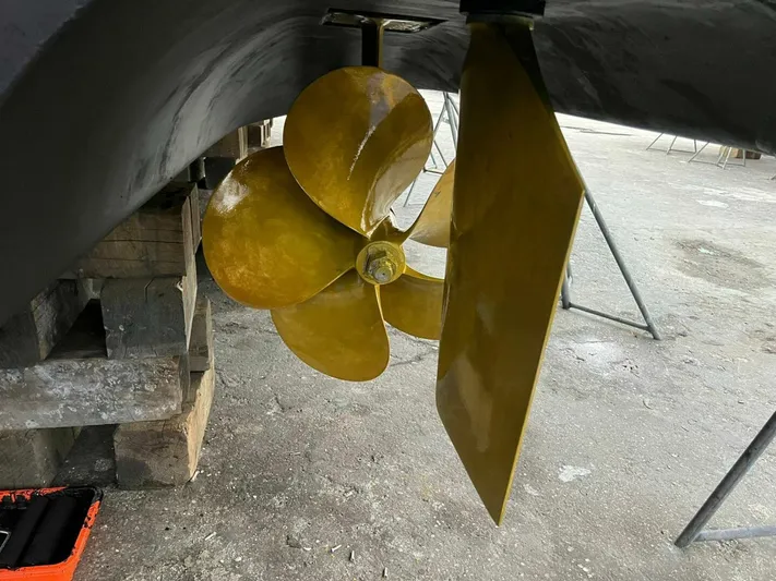  Yacht Photos Pics 2017 Sunseeker 52 Manhattan - Image 51