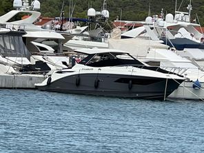 2020 Sea Ray 320 Sundancer
