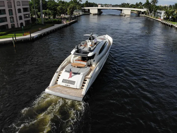 New Life Yacht Photos Pics 