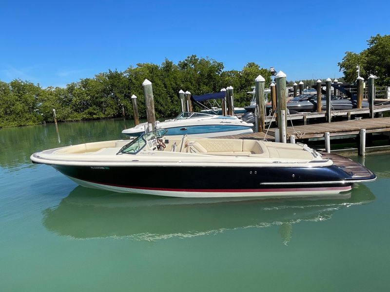 2018 Chris-Craft 30 Launch