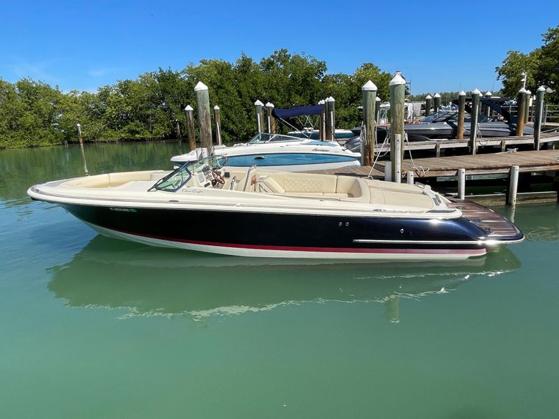 2018 Chris-Craft 30 Launch