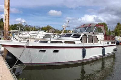 1989 Valkkruiser 12.50