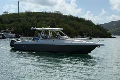 Intrepid 310 Walkaround