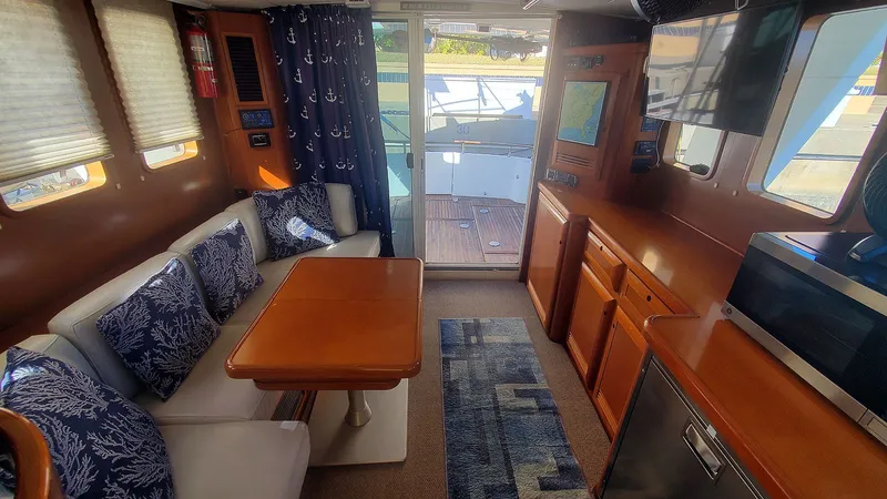 Kissed Some Frogs Yacht Photos Pics Salon Aft