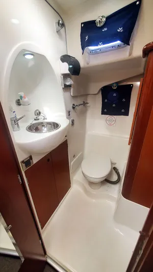 Kissed Some Frogs Yacht Photos Pics Guest Head