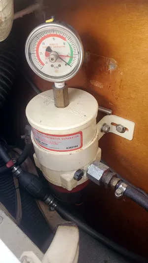 Kissed Some Frogs Yacht Photos Pics Generator Fuel Filtration