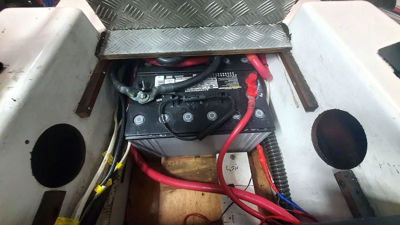 Kissed Some Frogs Yacht Photos Pics House and Start Battery Bank