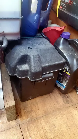 Kissed Some Frogs Yacht Photos Pics Generator Start Battery