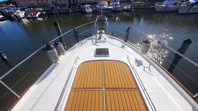 Kissed Some Frogs Yacht Photos Pics Fore Deck Forward