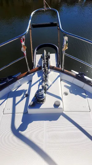 Kissed Some Frogs Yacht Photos Pics Bow Pulpit