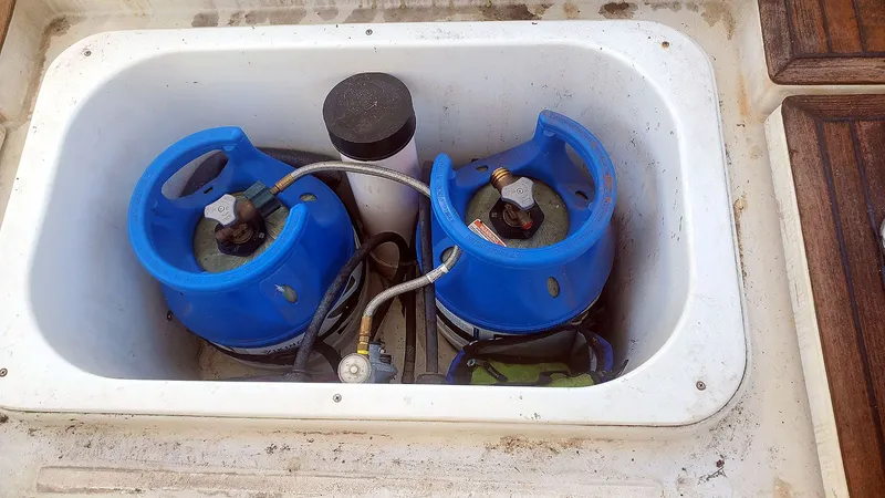 Kissed Some Frogs Yacht Photos Pics Propane Locker