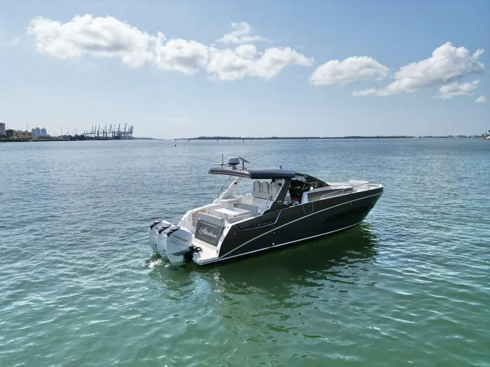  Yacht Photos Pics 2020 Azimut Verve 40 - Image 7