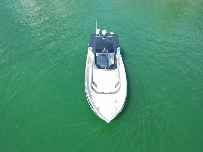  Yacht Photos Pics 2020 Azimut Verve 40 - Image 15