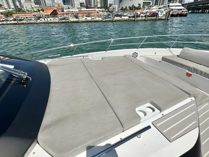  Yacht Photos Pics 2020 Azimut Verve 40 - Image 29