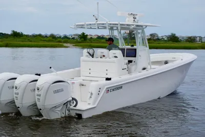 Contender 35 ST
