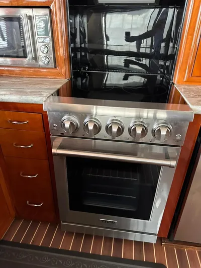 Nani Yacht Photos Pics 