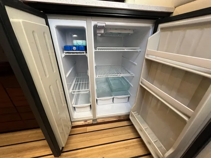 All Inn Yacht Photos Pics 