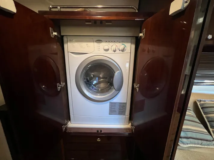 All Inn Yacht Photos Pics 