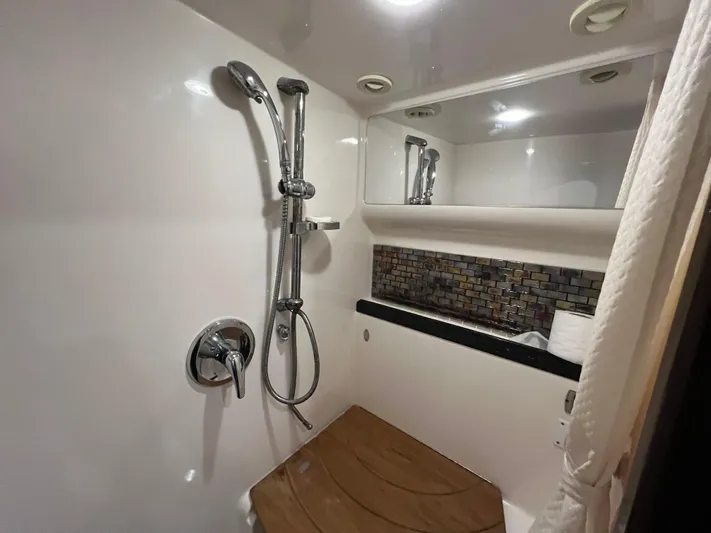 All Inn Yacht Photos Pics 