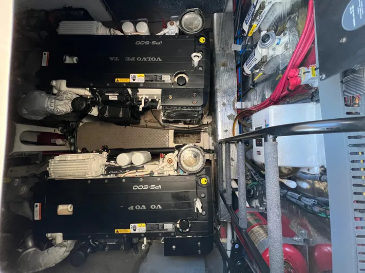 All Inn Yacht Photos Pics 