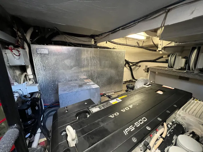 All Inn Yacht Photos Pics 