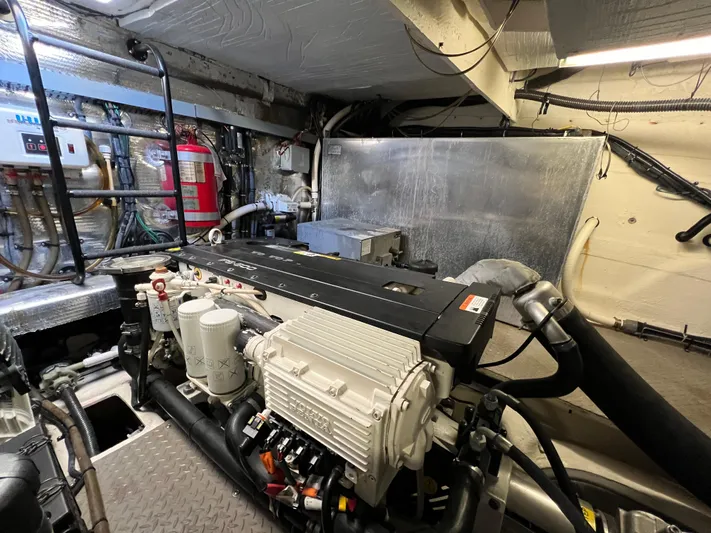 All Inn Yacht Photos Pics 