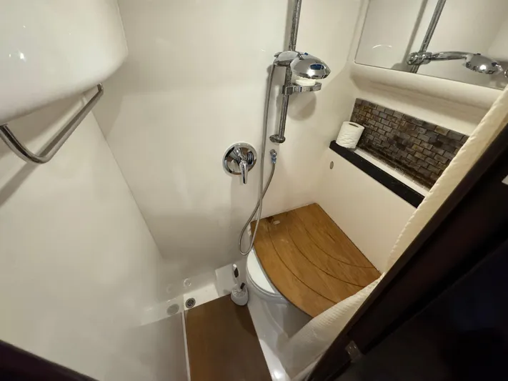 All Inn Yacht Photos Pics 