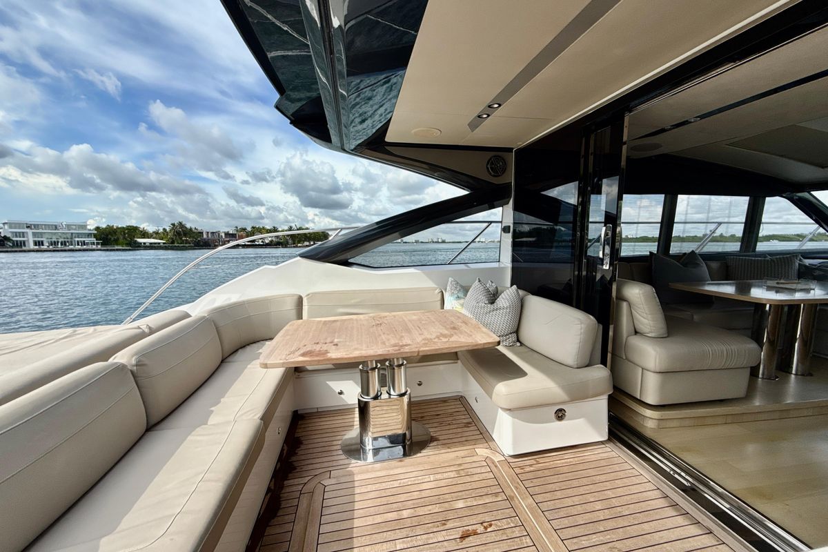 2017 Princess 58 