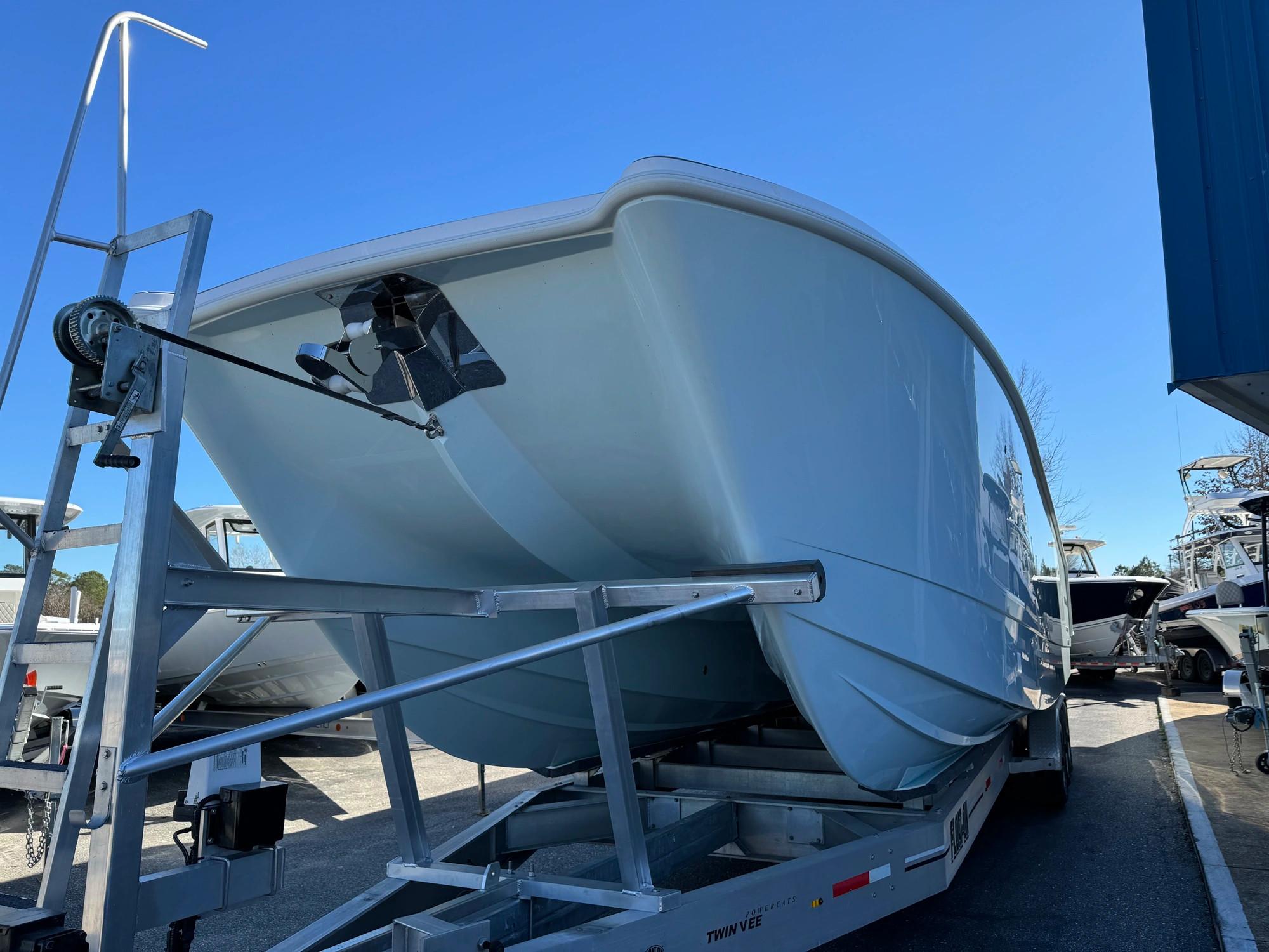 2024 Twin Vee 400 GFX Center Console for sale - YachtWorld