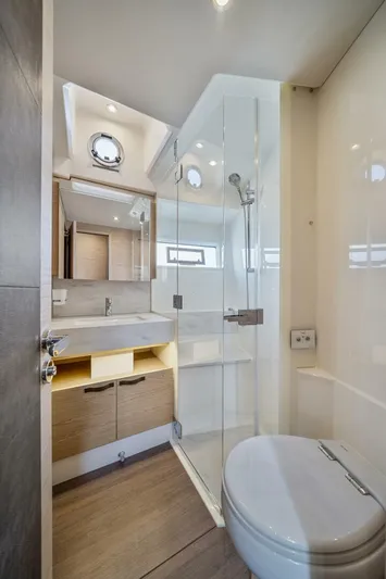  Yacht Photos Pics 2023 Beneteau Grand Trawler 62 - Image 46