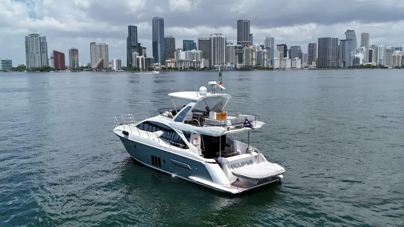 Eclipse Yacht Photos Pics 2016 Azimut 50 Flybridge - Image 3