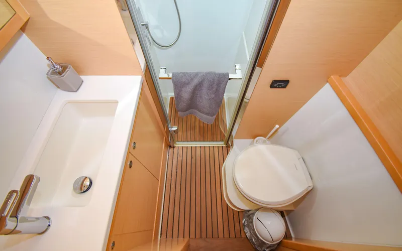 Sandy Lee Yacht Photos Pics 