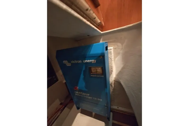 Got Fish Yacht Photos Pics Victron Energy Centaur battery charger in 2005 Tiara Yachts 3200 Open.