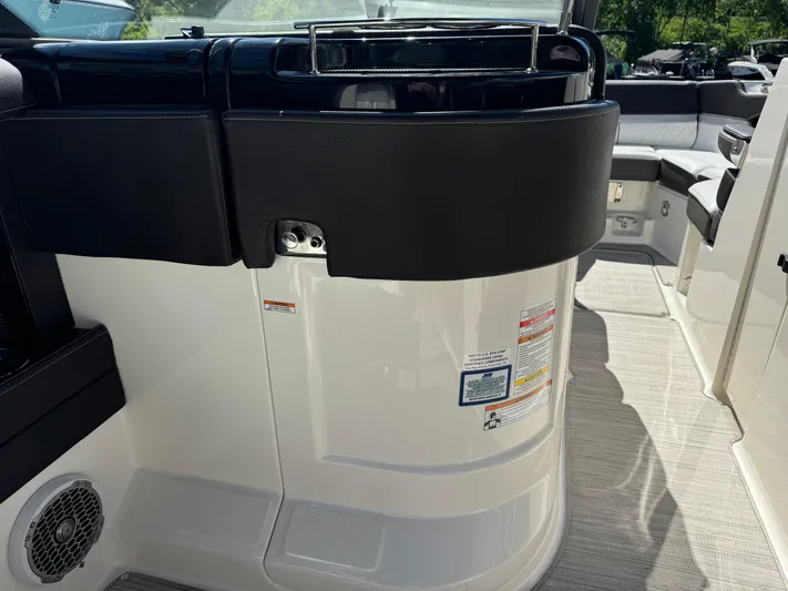 Knot@work Yacht Photos Pics 